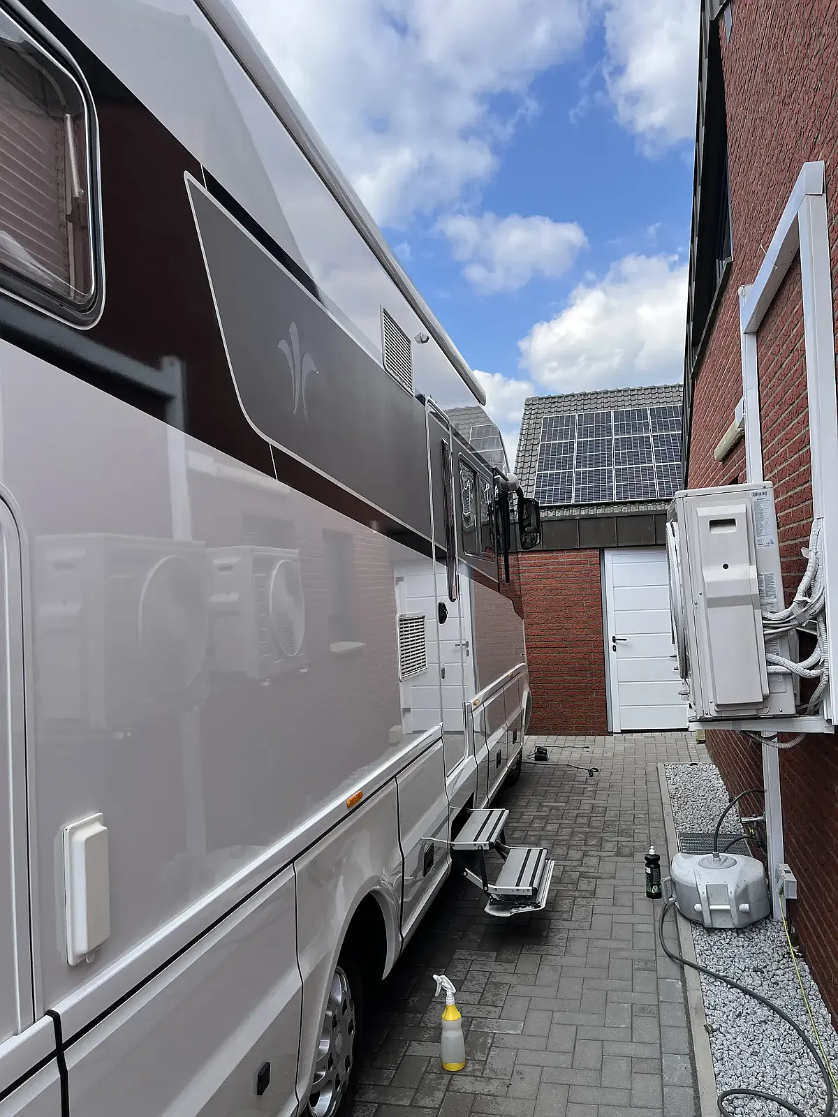 Wohnmobil Keramikversiegelung Vor-Ort Politur bei MBB Autoreinigung