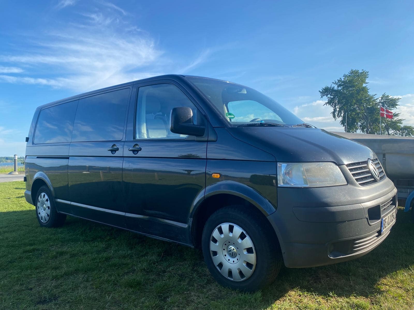 Professionelle Scheibentönung für Autos in Münster - Lassen Sie Ihre Autoscheiben von Experten tönen